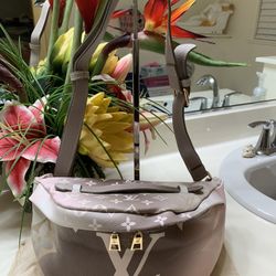 White Belt/Crossbody Bag