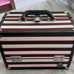 Makeup Box