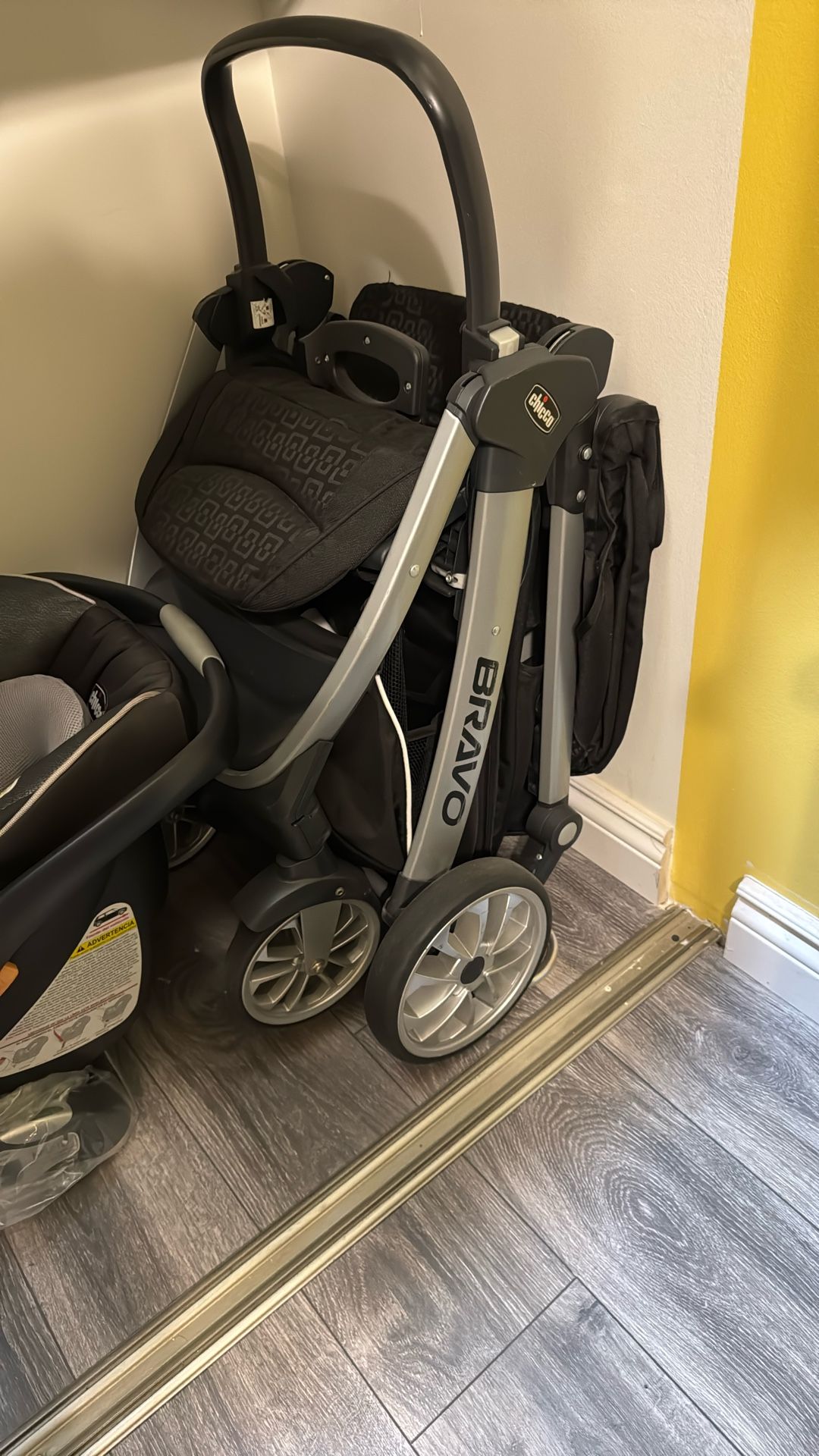 chicco bravo stroller and car seat all in one