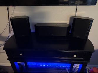 T v Speakers  Polk audio 4 speakers 1  dual 10inch Sub