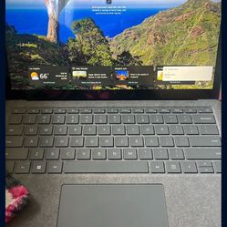 Microsoft Surface Laptop 3 - 13.5"  Need Someone To Buy