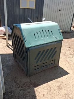 Rubbermaid storage shed