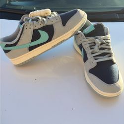 Nike Dunks