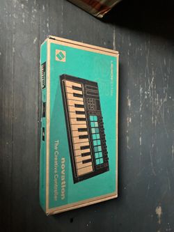 Novation Launchkey Mini 25 The Creative Controller 