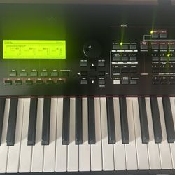 Electric Keyboard