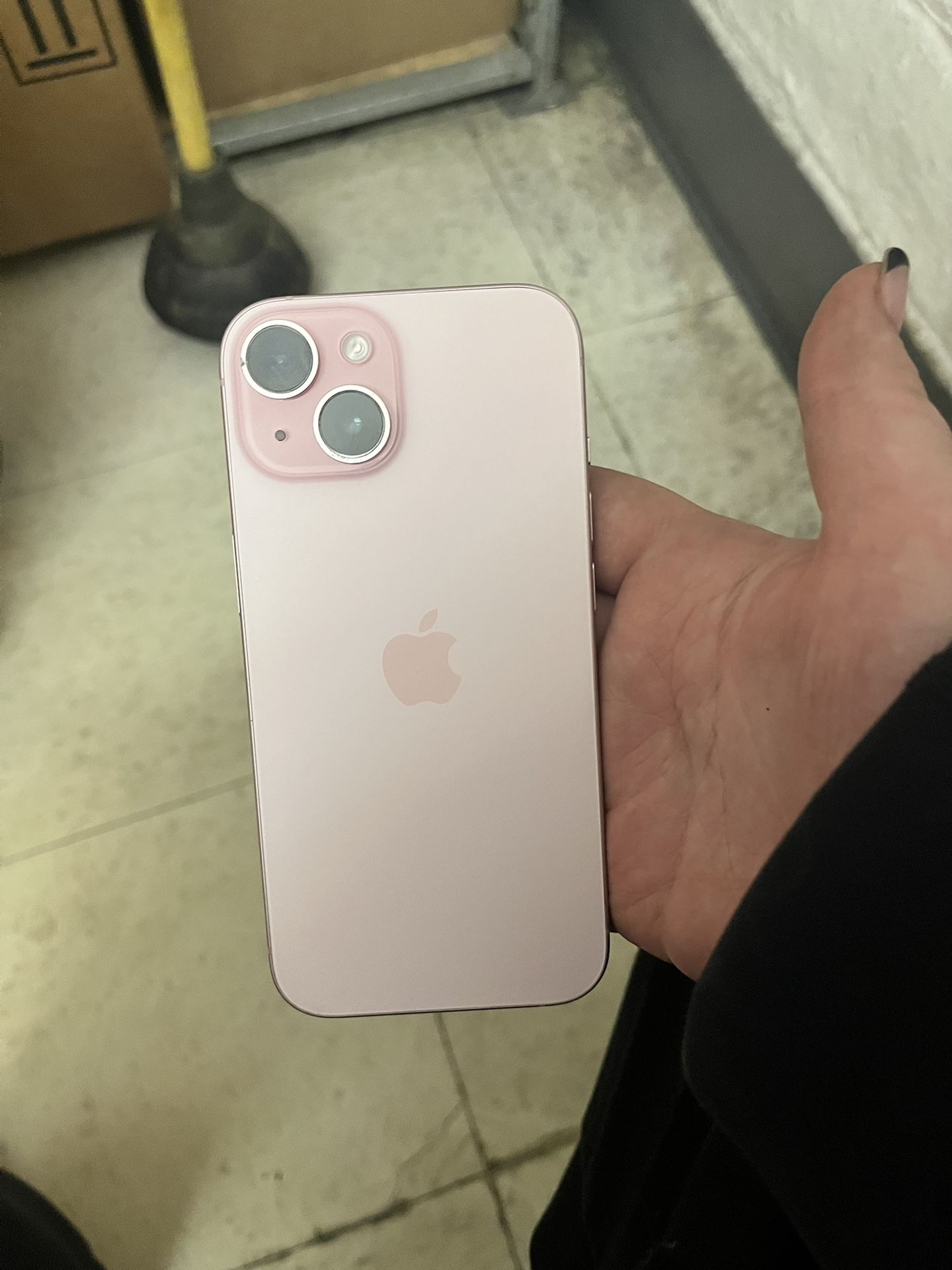AT&T Carrier, iPhone 15 Pink 