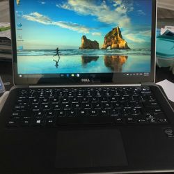 Dell XPS 9333 13" Touch Screen Laptop with Intel Core i7-4500U, 8gb Ram, 256gb SSD, Windows 10 and Microsoft Office Package. Comes with Charger. 