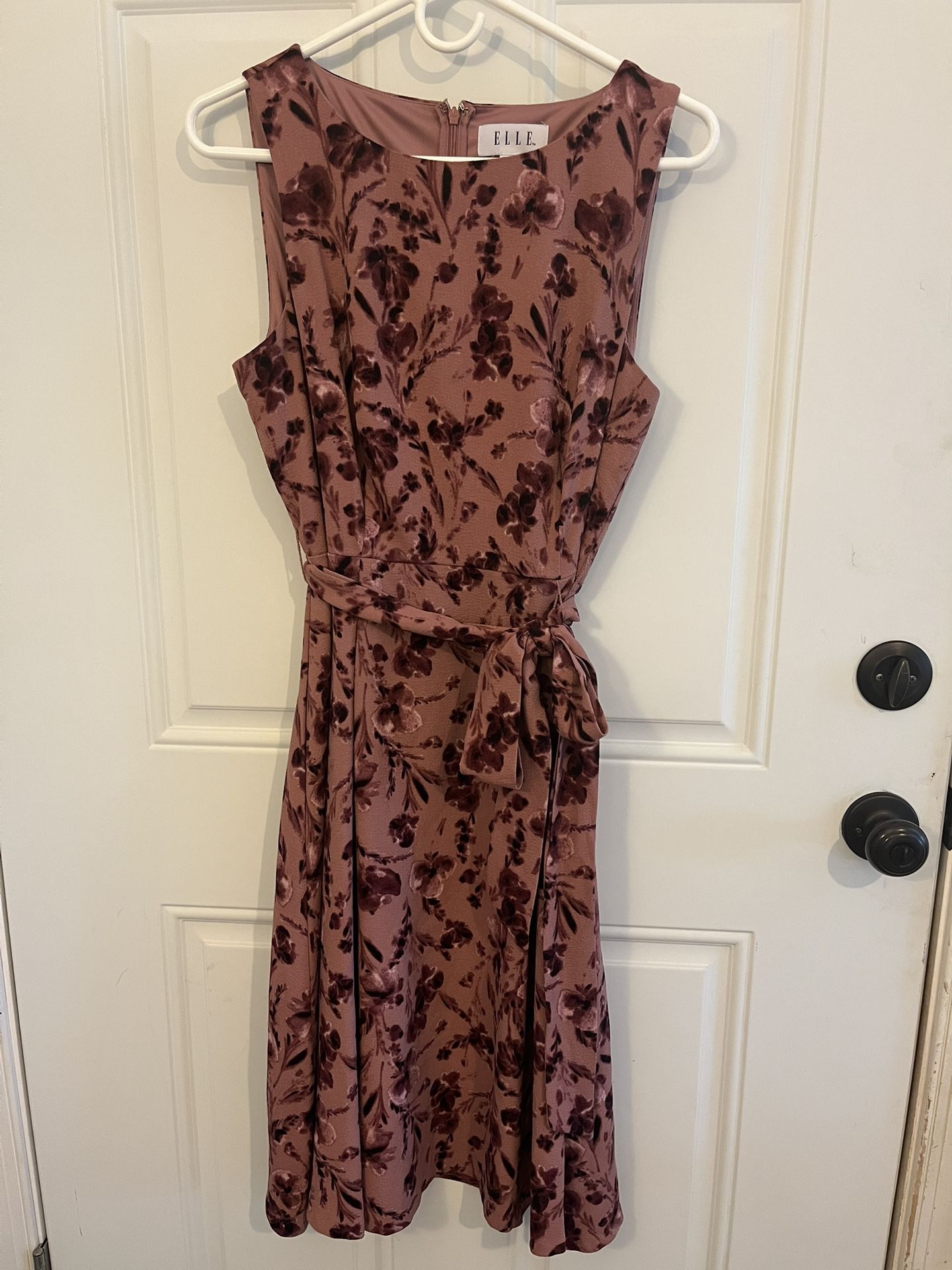 Elle Medium Floral Burgundy & Pink Sleeveless Dress For Women 