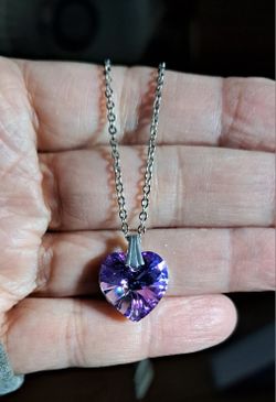 Purple Faceted Heart Glass Pendant Necklace