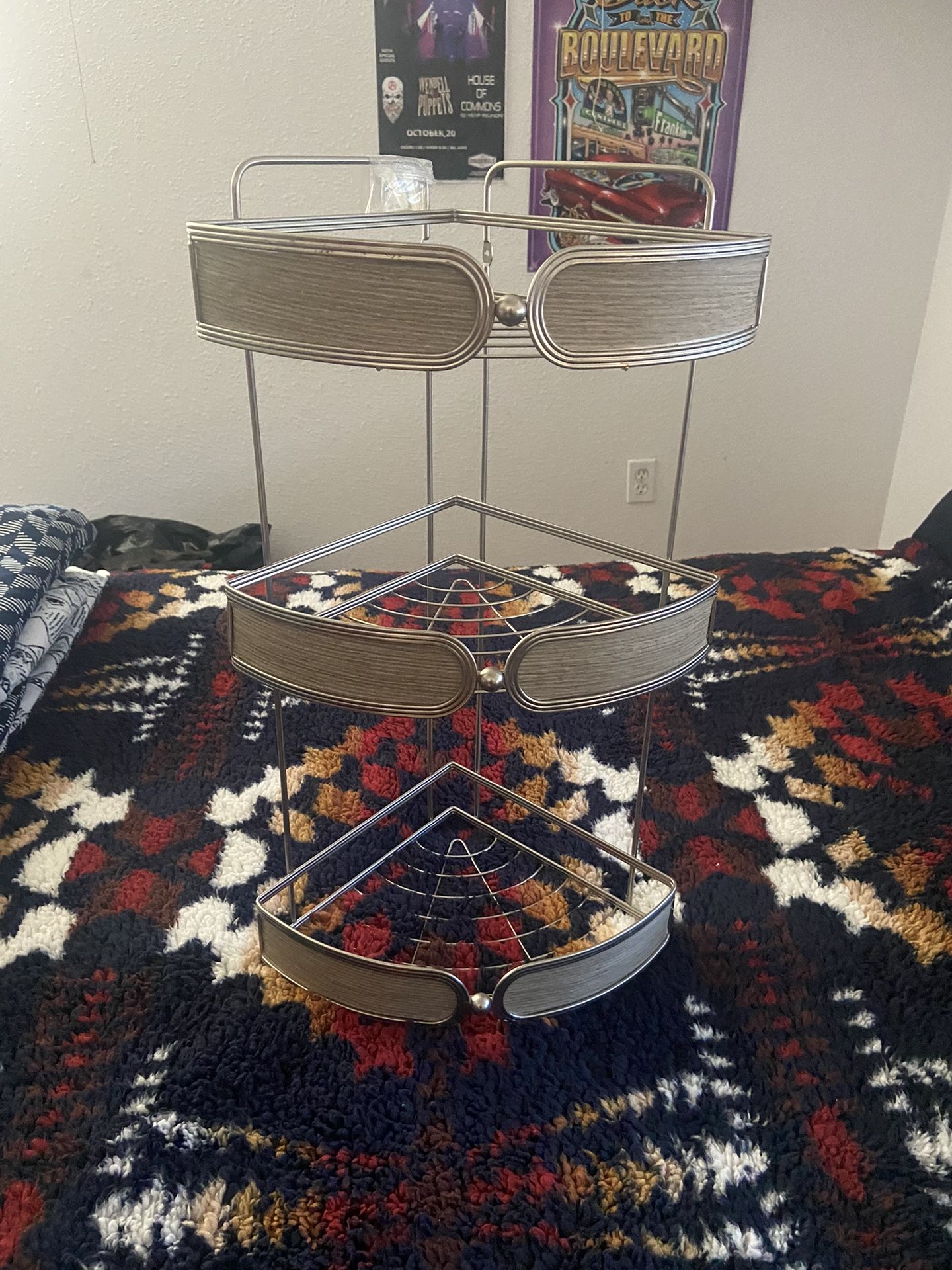 Great Corner Shelf… Brand New