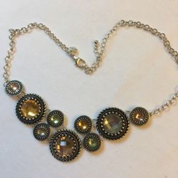 Costume jewelry necklace