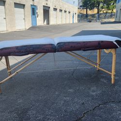 Massage table Earthlite