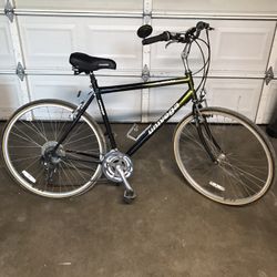 Univega Via Carisma Bicycle 