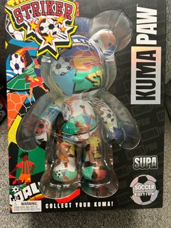Kuma Paw 9.5" World Cup Edition - Striker collectible