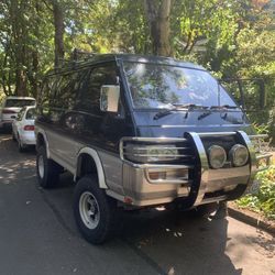 1992 Mitsubishi Other Fkmr