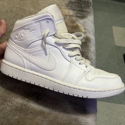 jordan 1s all white mids
