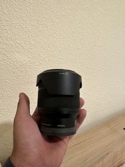 Sony lens