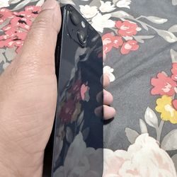 Apple iPhone 13- 100% battery health