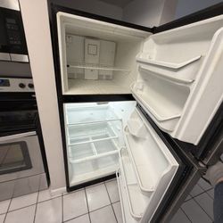 Used Refrigerator Frigidaire. Working 
