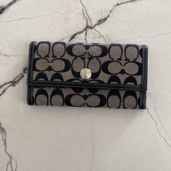 ✨Black And Grey Coach Wallet✨