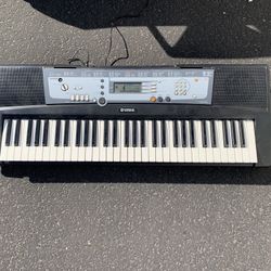 yamaha psr e213 Keyboard 