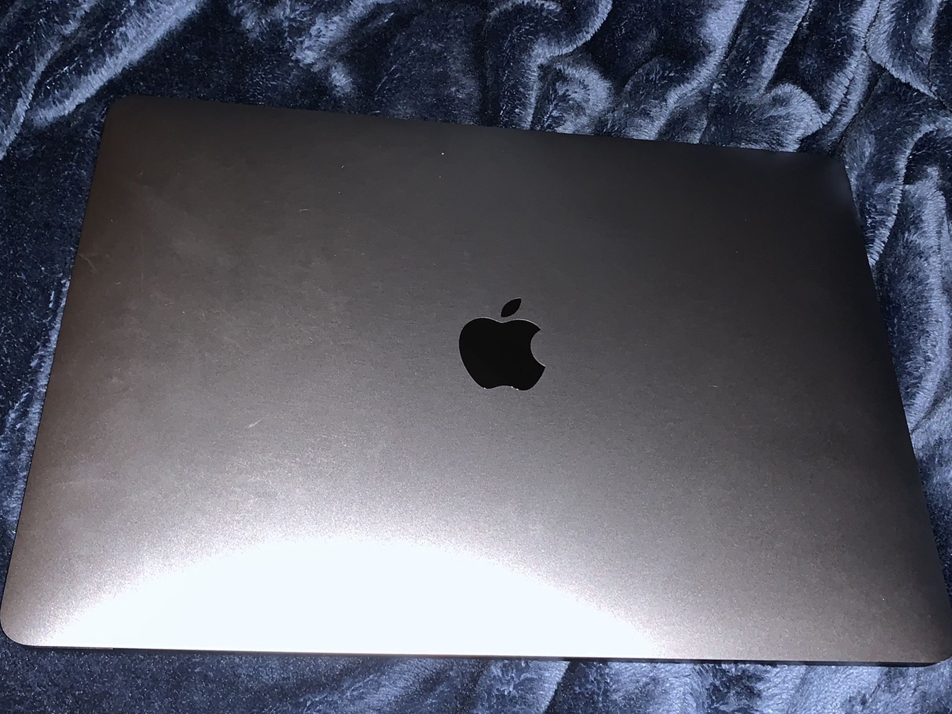 MacBook Pro 8GB Grey