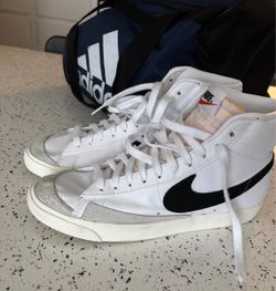 Nike Blazer Women Size 10