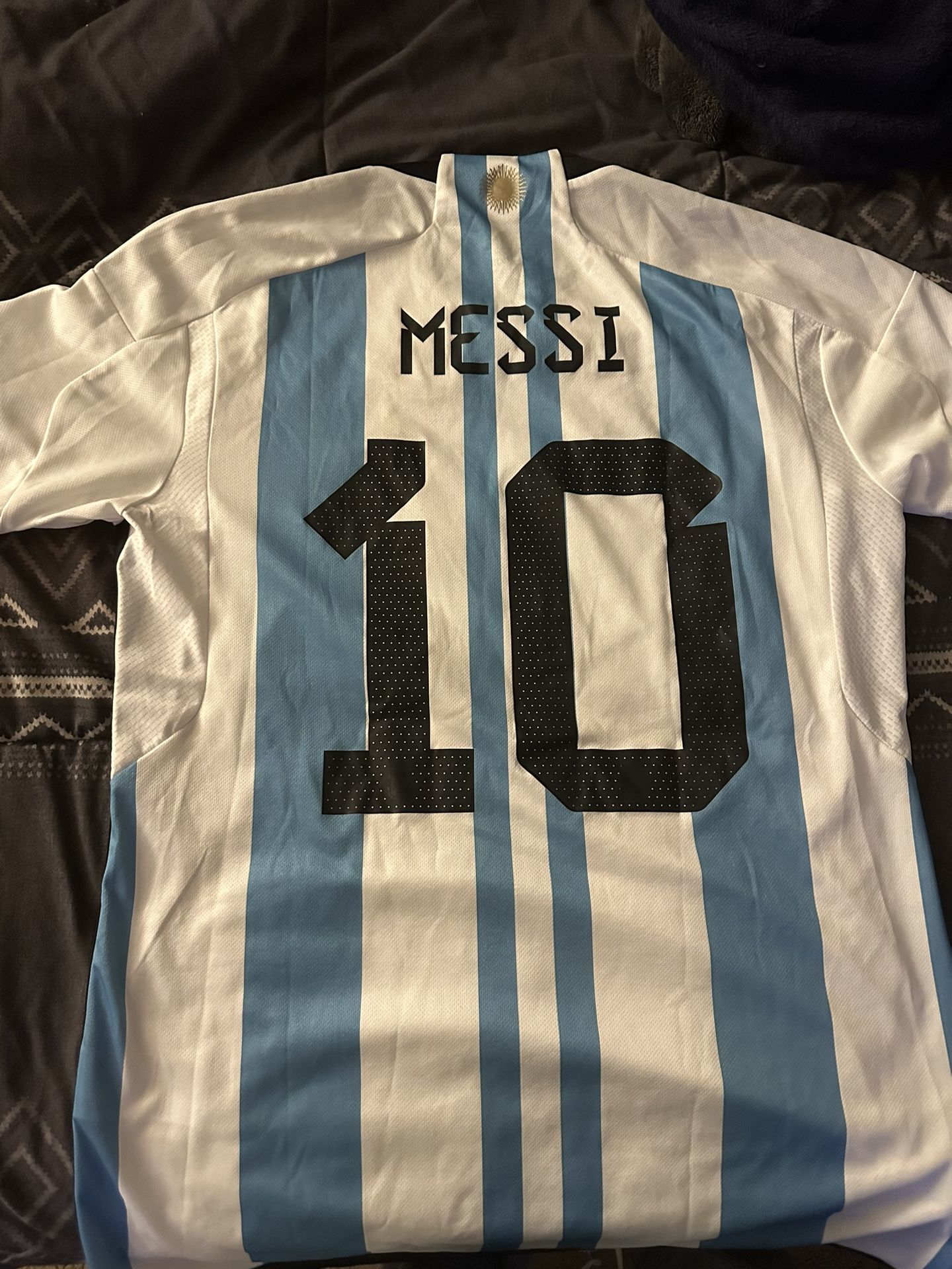 Messi Argentina 2022 Original Adidas Jersey Kids M for Sale in San Diego,  CA - OfferUp