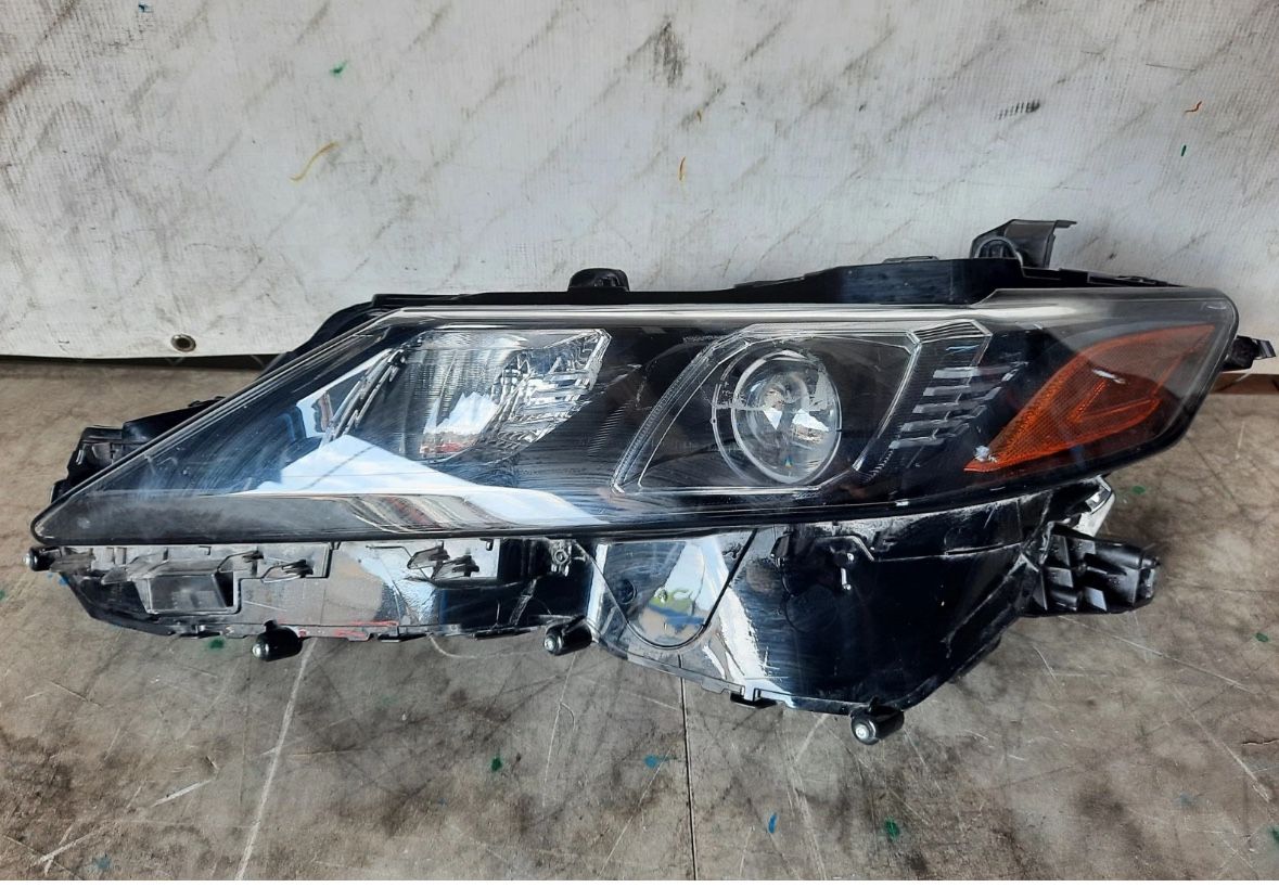 2020 2021 2022 2023 TOYOTA CAMRY LE DRIVER LEFT HEADLIGHT OEM USED #4346