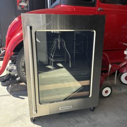 Kitchen Aid Wine/Beverage Refrigerator 