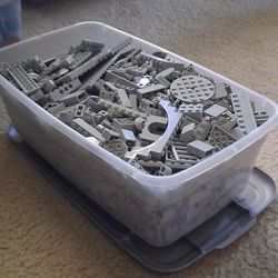 4 Lbs Sorted Light Gray LEGO Lot
