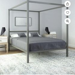 Queen Bedframe 