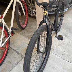 Black and yellow mafia bomma 29