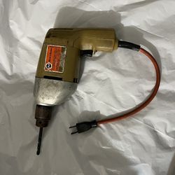 Vintage Blach Decker 3/8 Drill 7104 Tipe 1