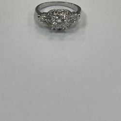 Ladys 14k Ring 