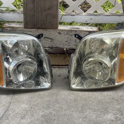 2008 GMC Denali Stock Headlights