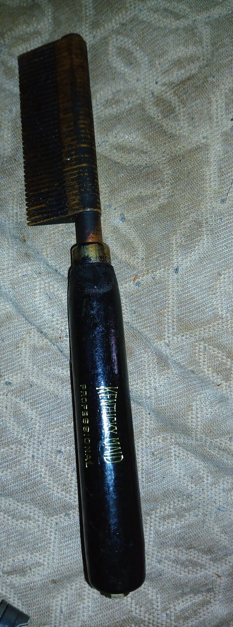 Kentucky Maid Vintage Straightening Comb
