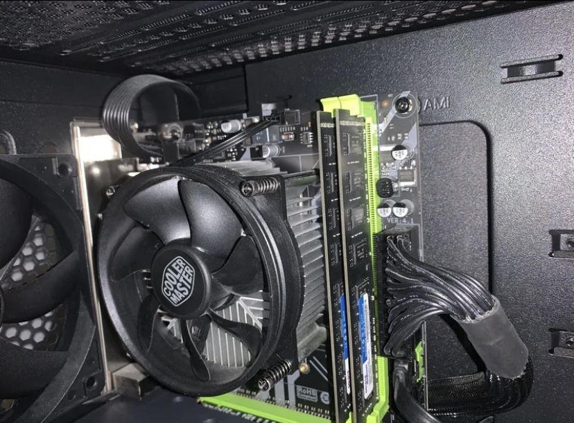 Gaming Pc Parts Intel I7 16gb Of Ram And Motherboard 
