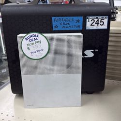 Xbox One And Portable Monitor 