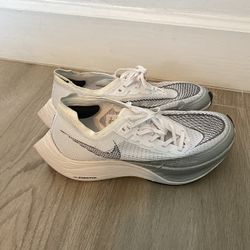 Nike Women’s ZoomX Vaporfly 