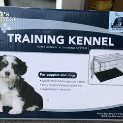 Dog / Puppy Training Kennel Pets Finest In Original Box 