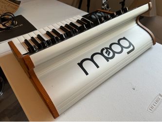 Moog subsequent 25