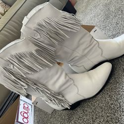 White Leather Dingo Cowgirl Boots
