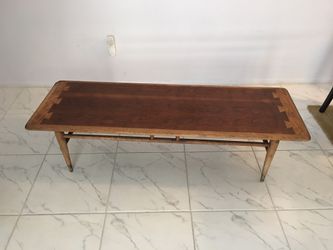 Beautiful Lane Coffee Table