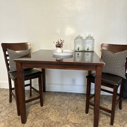 Dining Table + 2 Chairs 