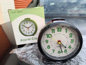 Battery OPERATED LIGHT BELL ALARM CLOCK BRAND NEW