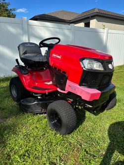 Craftsman T2200 Automatic Riding Lawn Mower