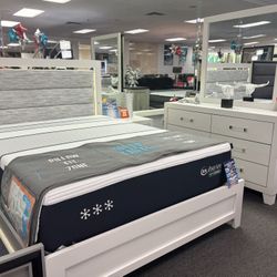 White 5pc Bedroom Set W/ LED Lights For Sale (brand New Furniture ) 45% Off W/ FREE MATTRESS
