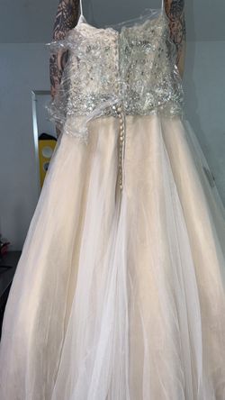Wedding dress