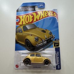 Hot Wheels Transformers Bumblebee Gold